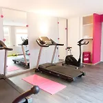 Logis De France Restaurant Le Lucullus מלון 3*