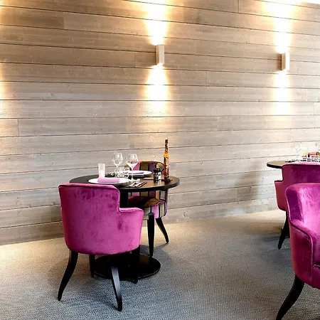 Logis De France Restaurant Le Lucullus 3* Montmorillon