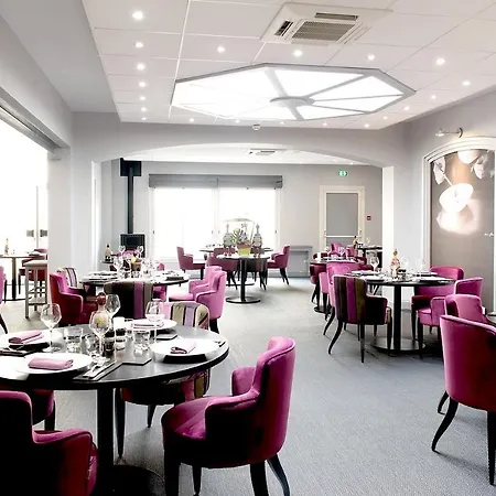 Logis De France Restaurant Le Lucullus Montmorillon