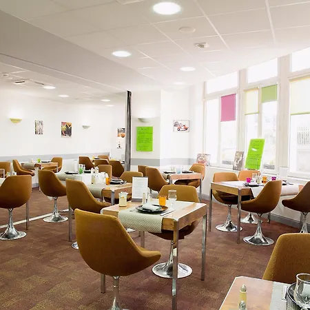 Logis De France Restaurant Le Lucullus 2* Montmorillon