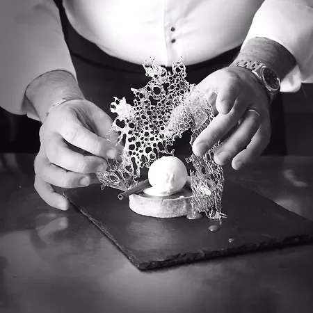 Hotel Logis De France Restaurant Le Lucullus