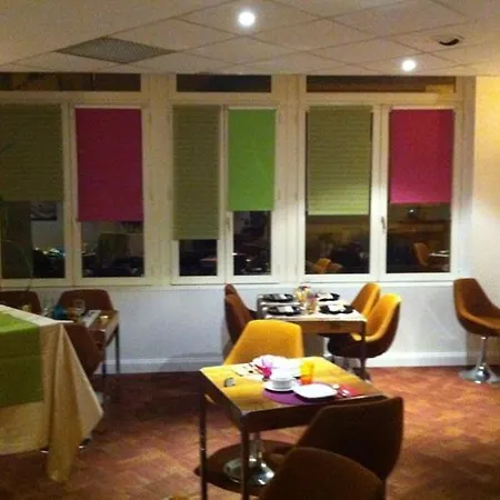 Logis De France Restaurant Le Lucullus Montmorillon