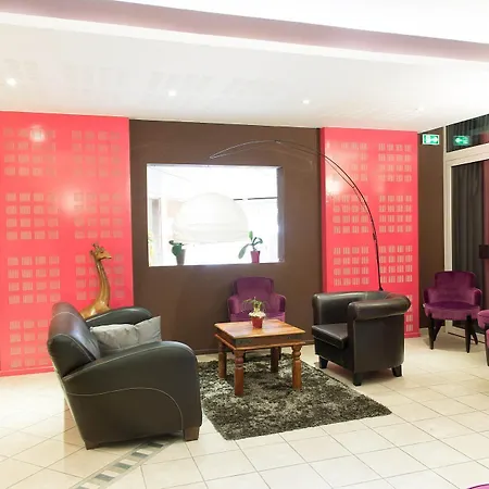 Hotel Logis De France Restaurant Le Lucullus 3*