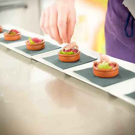 Hotel Logis De France Restaurant Le Lucullus