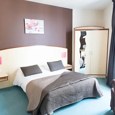 Hotel Logis De France Restaurant Le Lucullus 2*