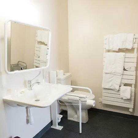 Logis De France Restaurant Le Lucullus Hotel 3*