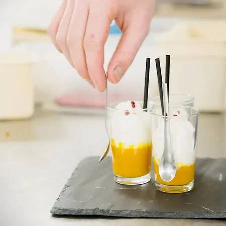 Logis De France Restaurant Le Lucullus 2* Montmorillon