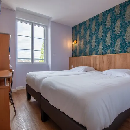 Hotel Logis De France Restaurant Le Lucullus 3*
