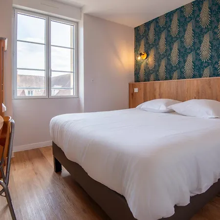 Logis De France Restaurant Le Lucullus Hotel