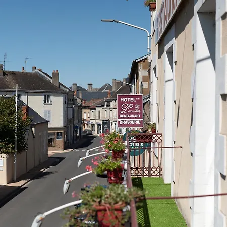 Logis De France Restaurant Le Lucullus Hotel Montmorillon