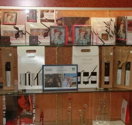 Ξενοδοχείο Logis De France Restaurant Le Lucullus Montmorillon