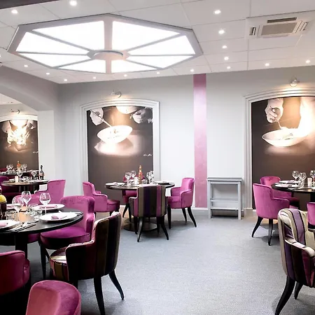 Logis De France Restaurant Le Lucullus Hotel